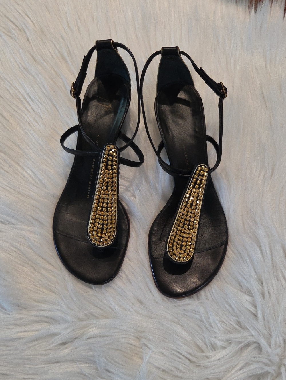 Preloved Giuseppe Zanotti Black Sandals with Gold Beaded T-Strap